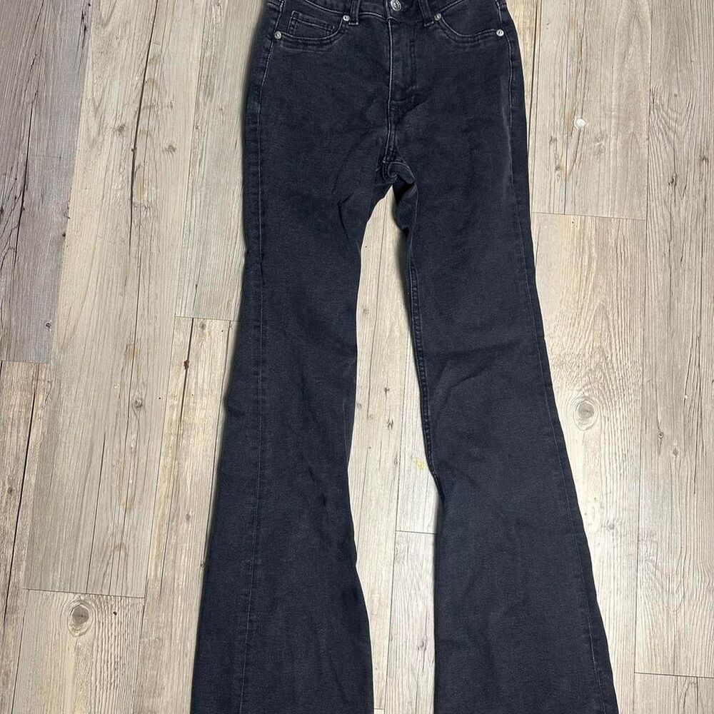 H-m Women's Black and Grey Jeans